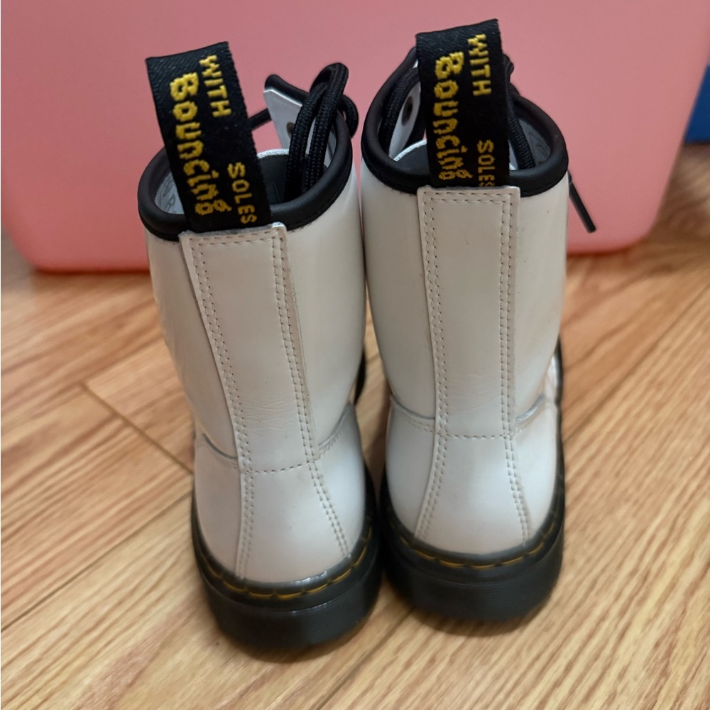 Dr. Martens White Leather Boots with Black Laces - Picture 3 of 6